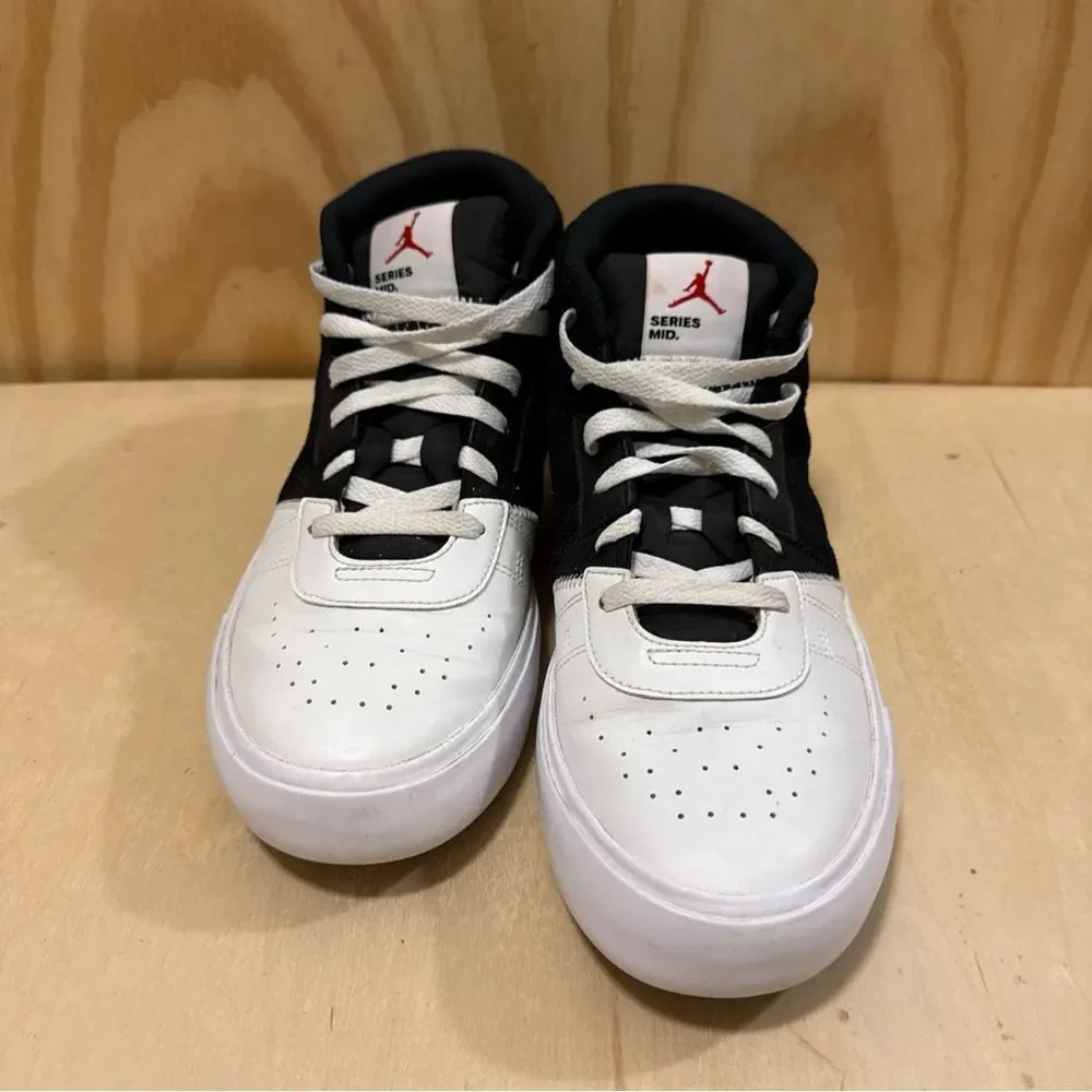 Nike JORDAN SERIES MID Men's Sneaker Black/White Men's Size 9.5 DA8026-061